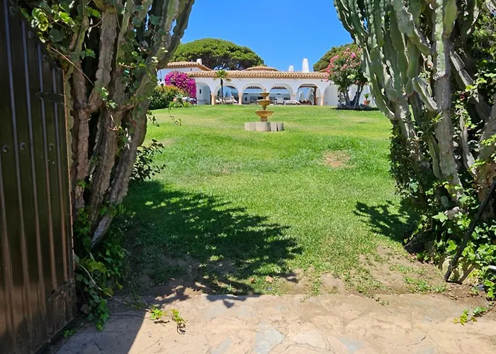 Andalusian House ماربيا